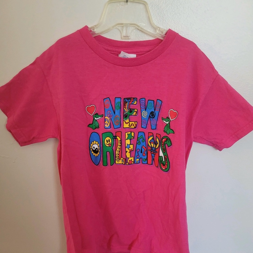 NWOT Souvenir New Orleans tshirt for Yout. Small